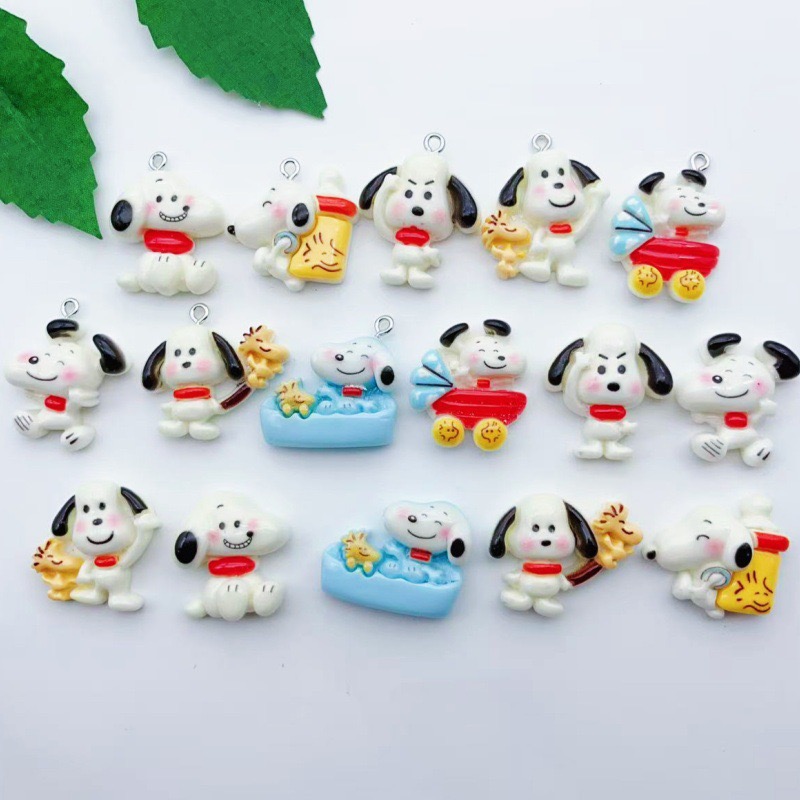 Resin - 12 pendenti in resina a forma
